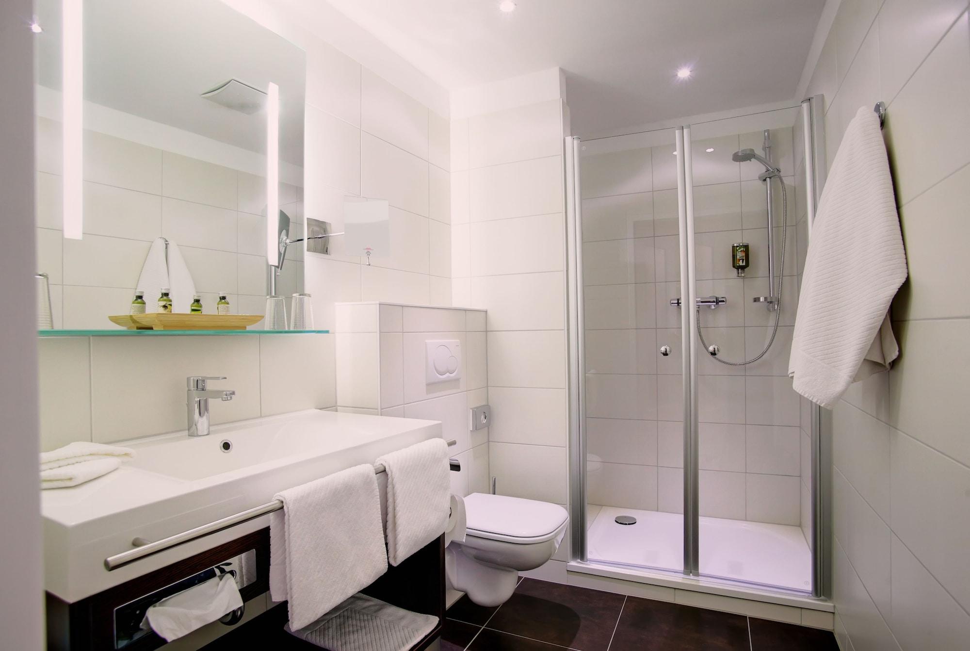 Hotel Mercedes City Бонн Екстер'єр фото