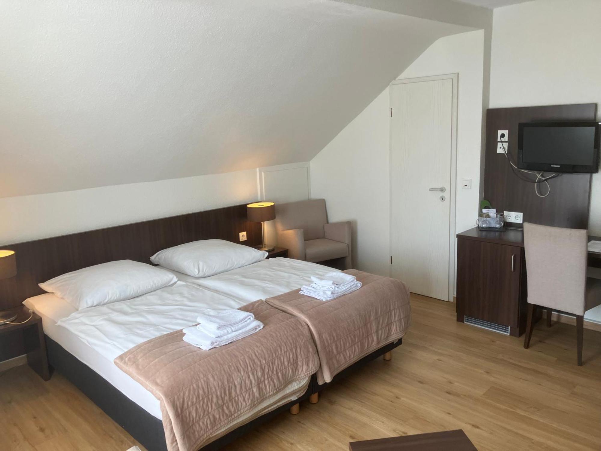 Hotel Mercedes City Бонн Екстер'єр фото