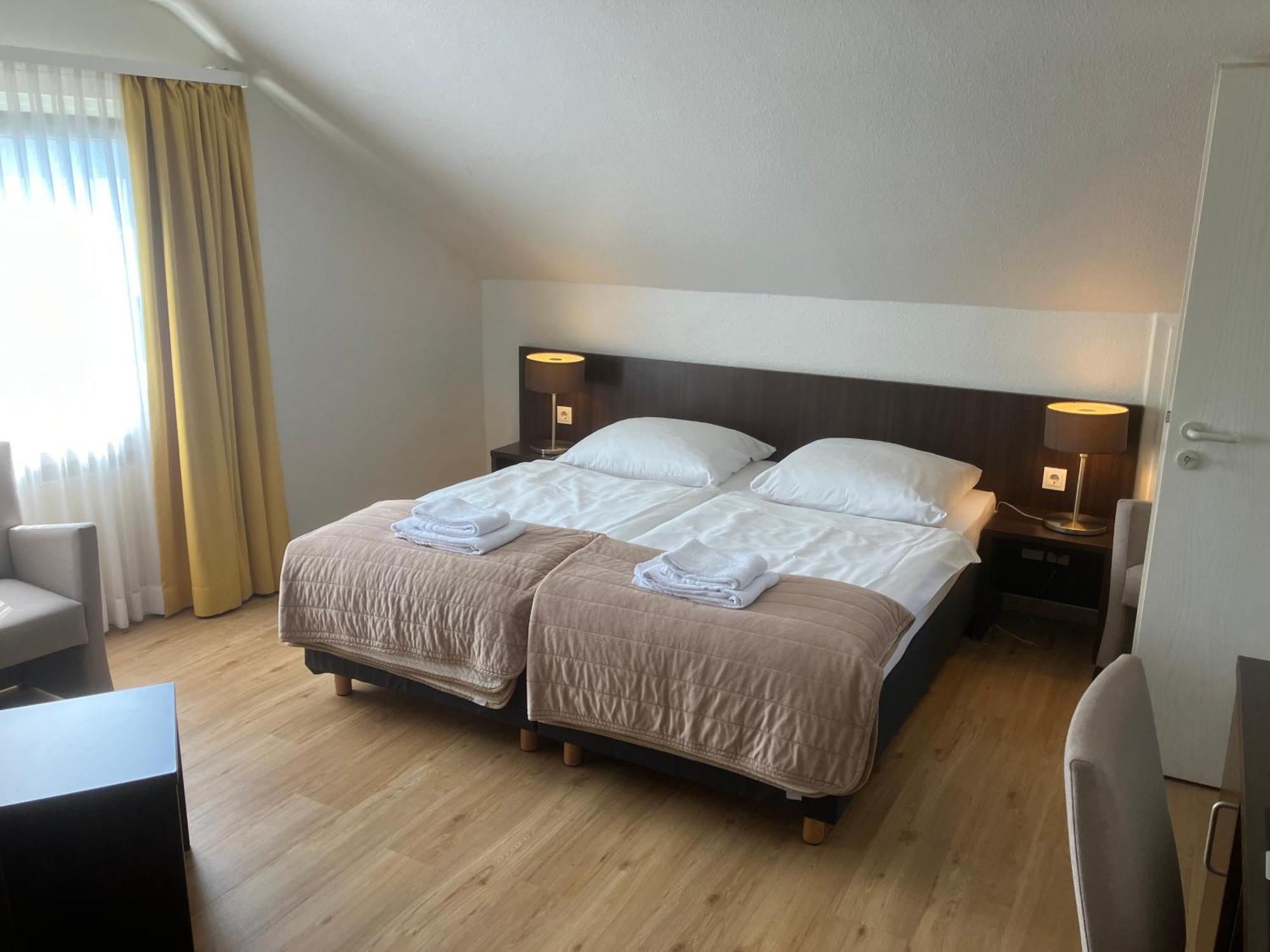 Hotel Mercedes City Бонн Екстер'єр фото